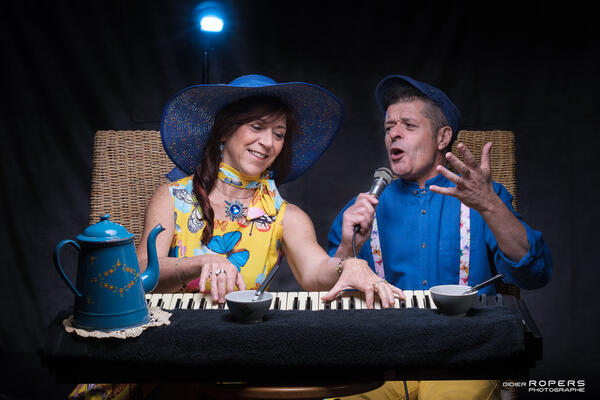 1 Voix, 10 Doigts, 100 Chansons