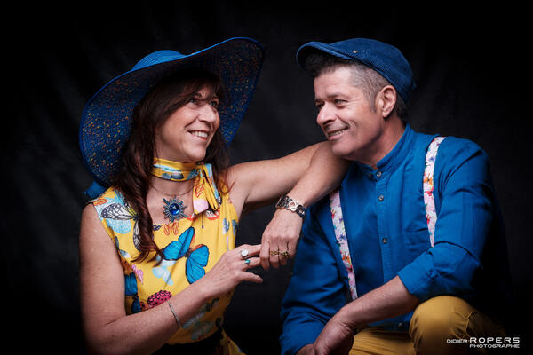 1 Voix, 10 Doigts, 100 Chansons